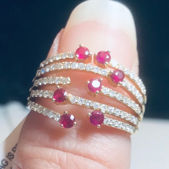 ⭐️ HOST PICK⭐️ 14K Yellow Gold Genuine Ruby & Diamond Ring - Picture 14 of 15